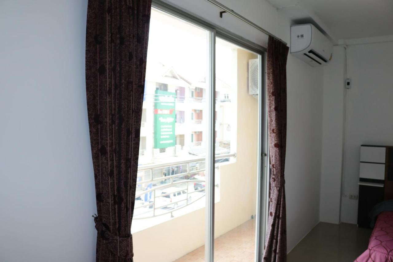 Cafe Nana Hotel Nongprue Kültér fotó