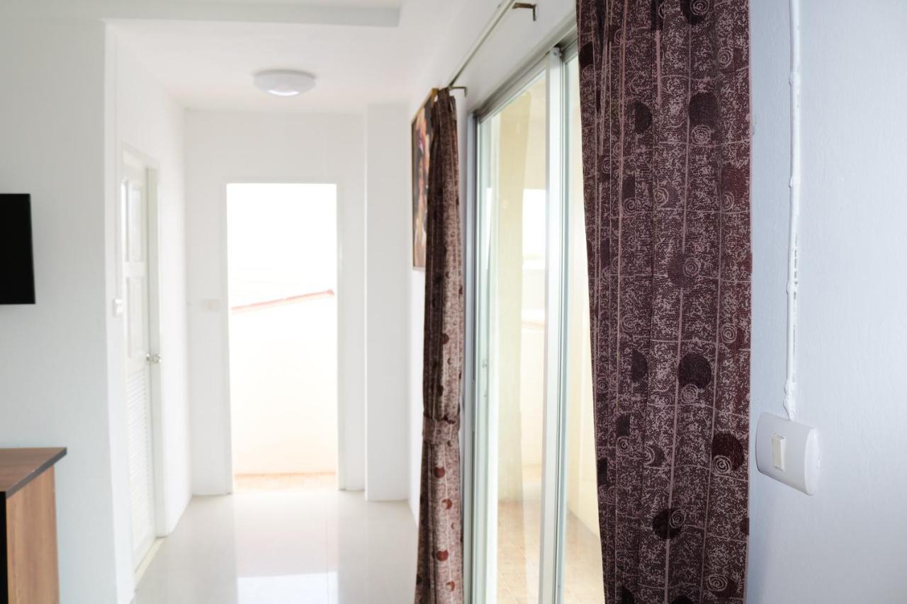 Cafe Nana Hotel Nongprue Kültér fotó
