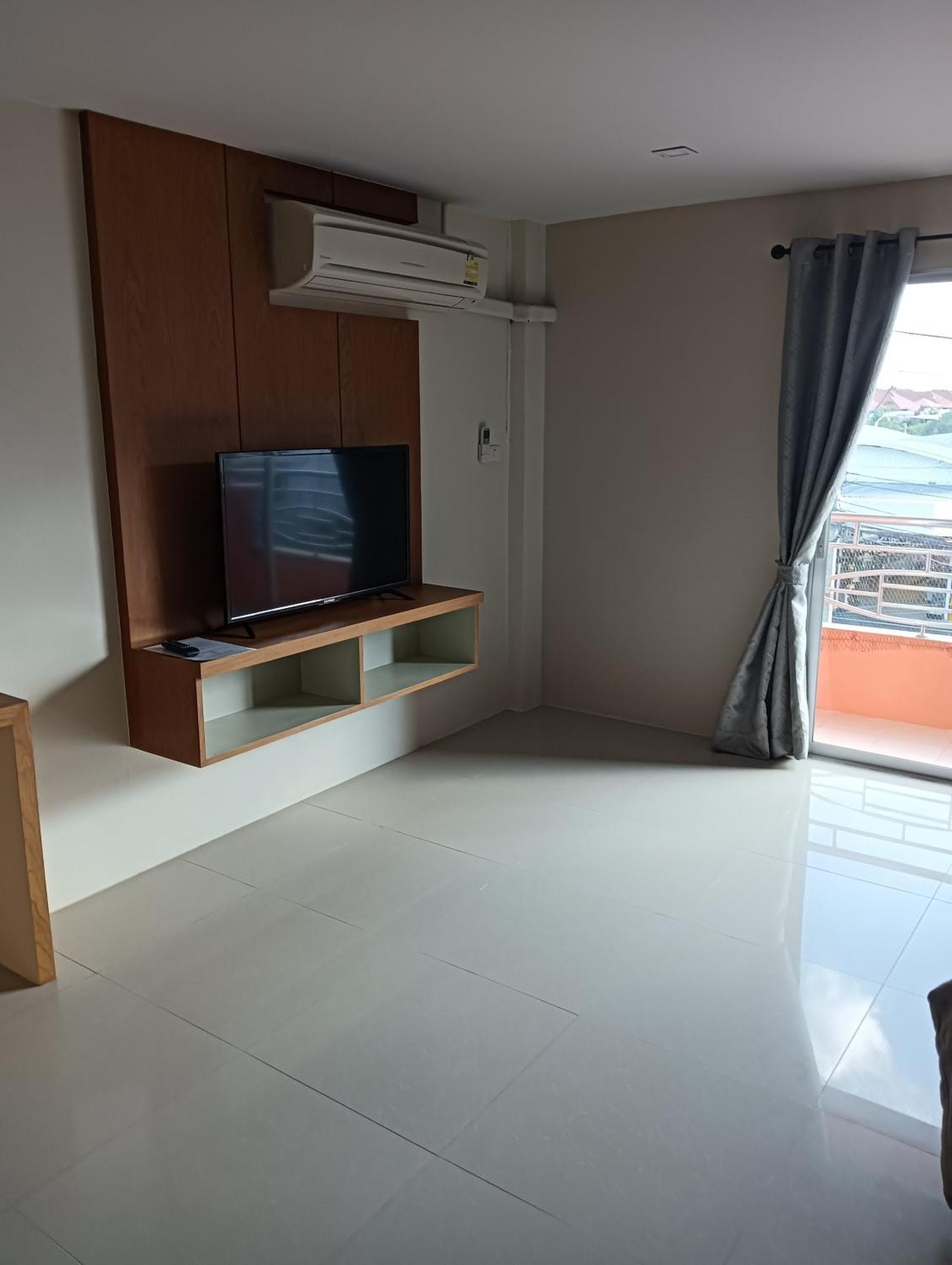 Cafe Nana Hotel Nongprue Kültér fotó